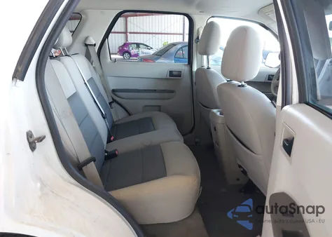 2008 Ford Escape Xlt from USA, damaged, VIN 1FMCU93168KB93633